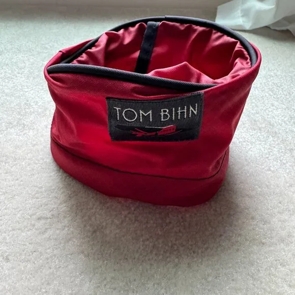 Tom Bihn Small Travel Tray - Sangria 210 Cerylon - Picture 1 of 3